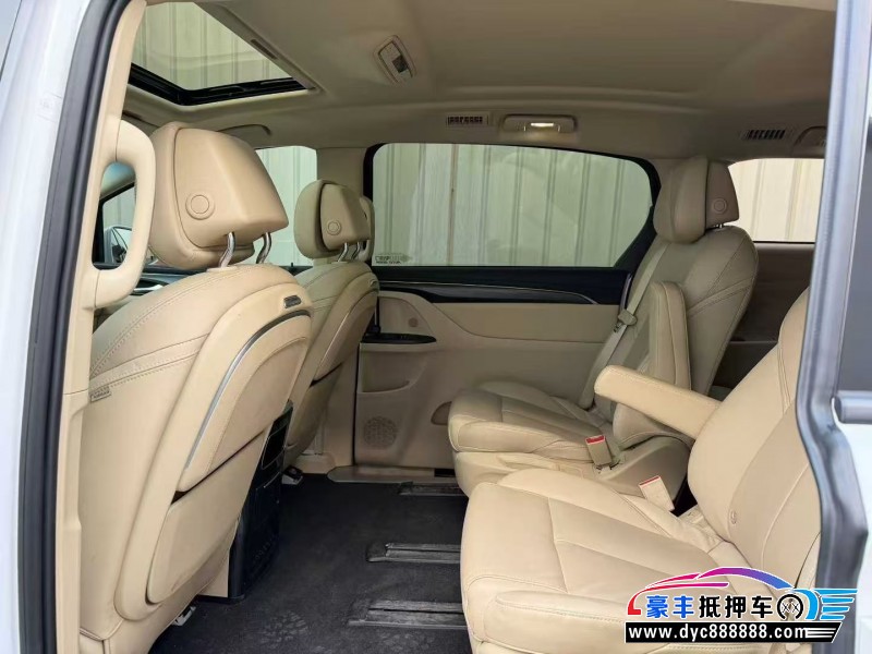 23年别克GL8轿车抵押车出售