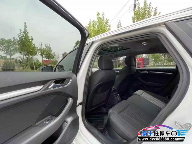 20年奥迪A3轿车抵押车出售