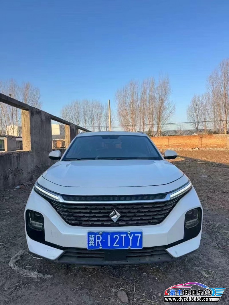 抵押车出售22年宝骏vallia轿车