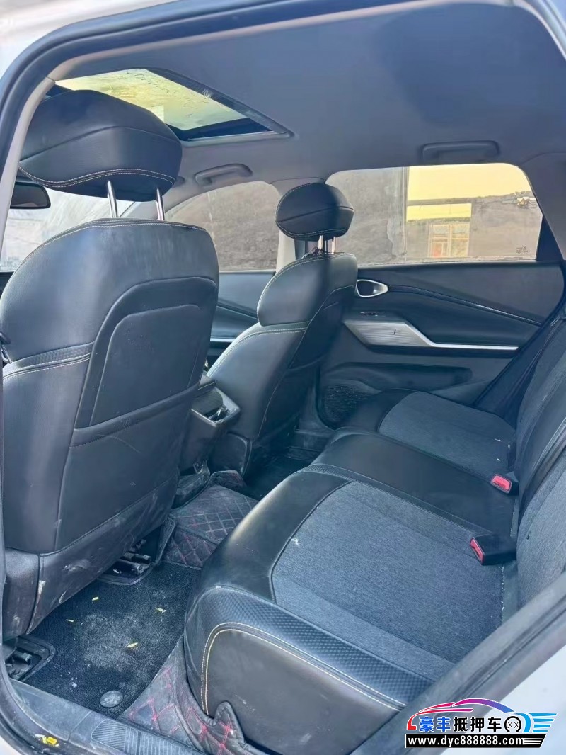 22年宝骏vallia轿车抵押车出售