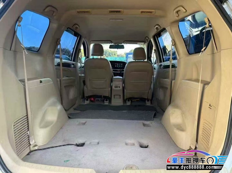 15年宝骏730轿车抵押车出售