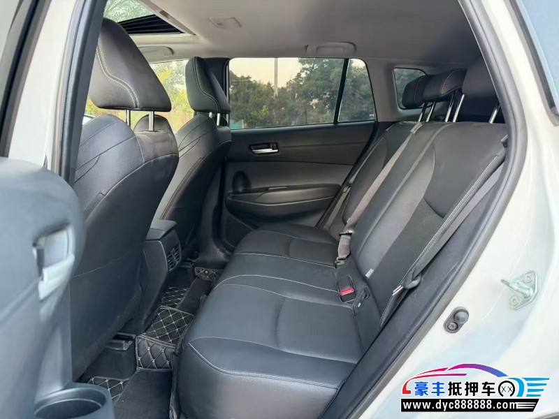 24年丰田锋兰达轿车抵押车出售