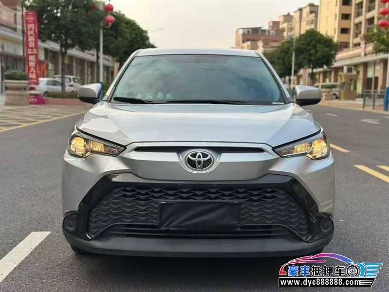 抵押车出售24年丰田锋兰达轿车