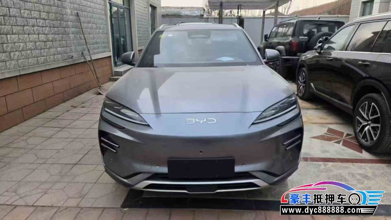 抵押车出售25年比亚迪宋轿车