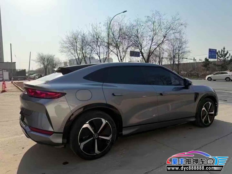 24年比亚迪宋轿车抵押车出售