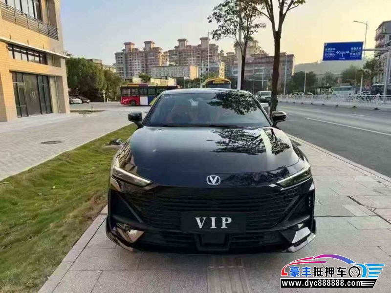 24年长安长安UNI轿车抵押车出售