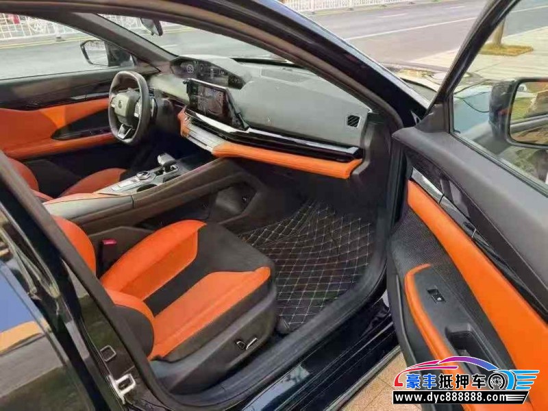 24年长安长安UNI轿车抵押车出售