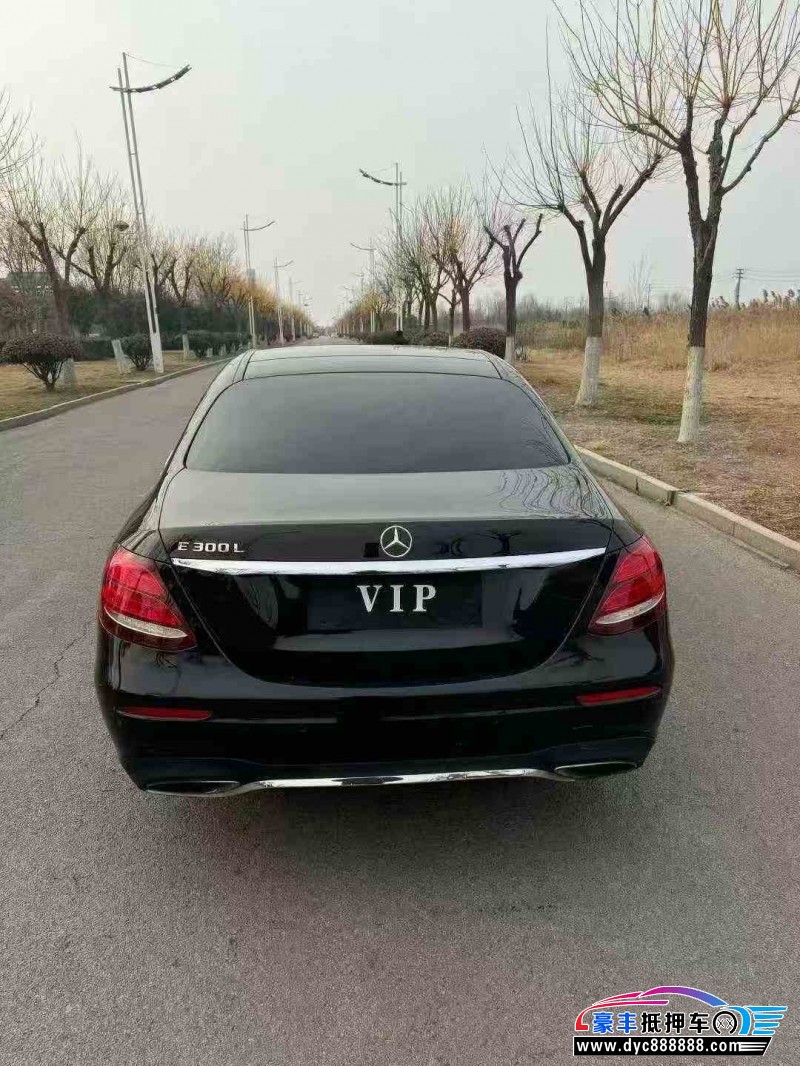 18年奔驰E轿车抵押车出售