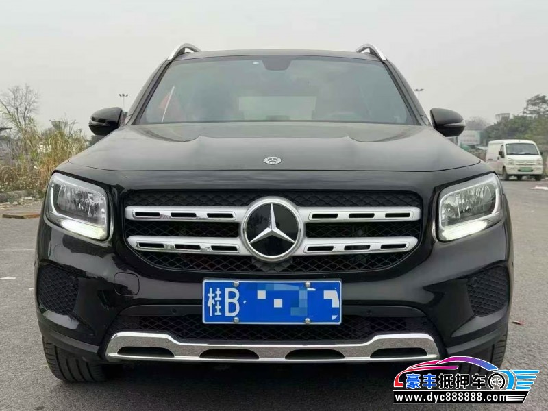 抵押车出售22年奔驰GLB轿车