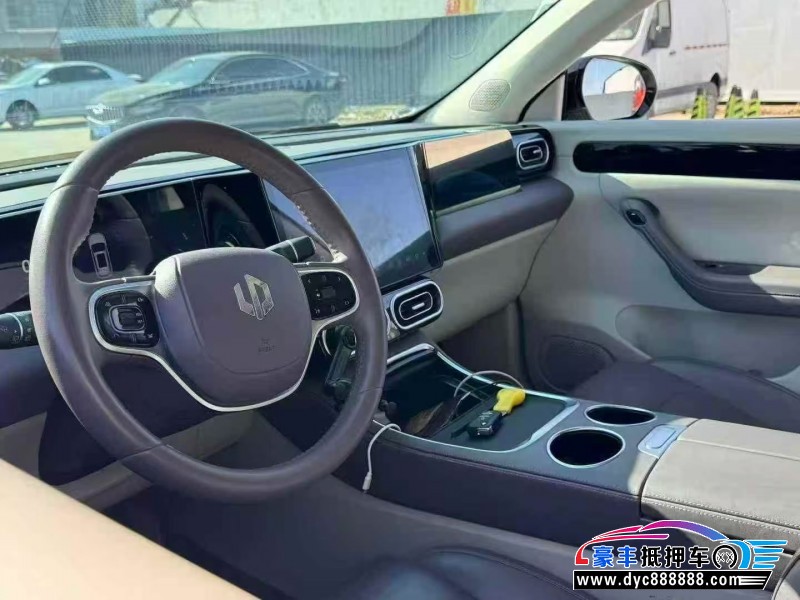 24年零跑C11SUV抵押车出售