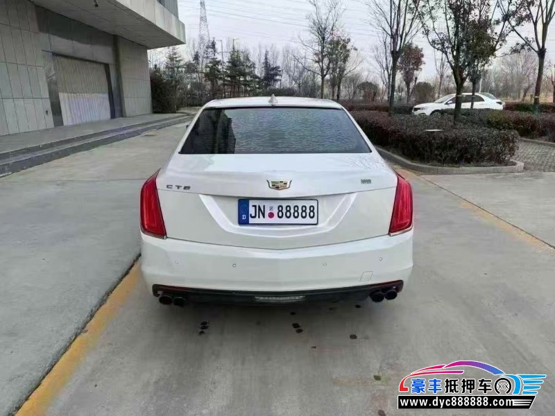 17年凯迪拉克CT6轿车抵押车出售