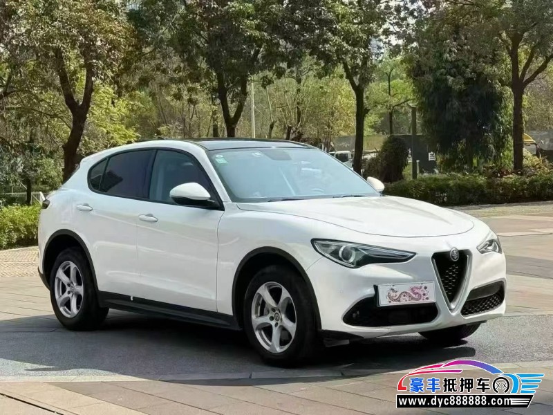 19年阿尔法·罗密欧Stelvio轿车抵押车出售