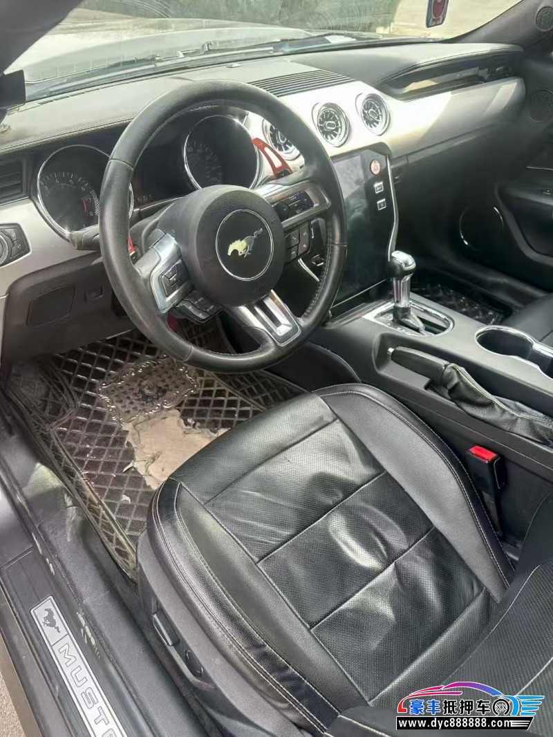 18年福特野马轿车抵押车出售