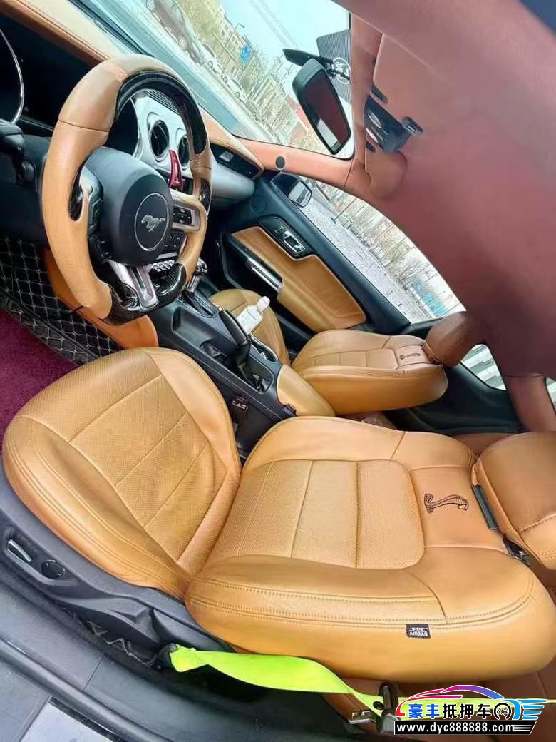 15年福特野马轿车抵押车出售