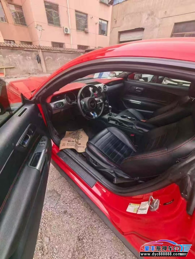 16年福特野马轿车抵押车出售