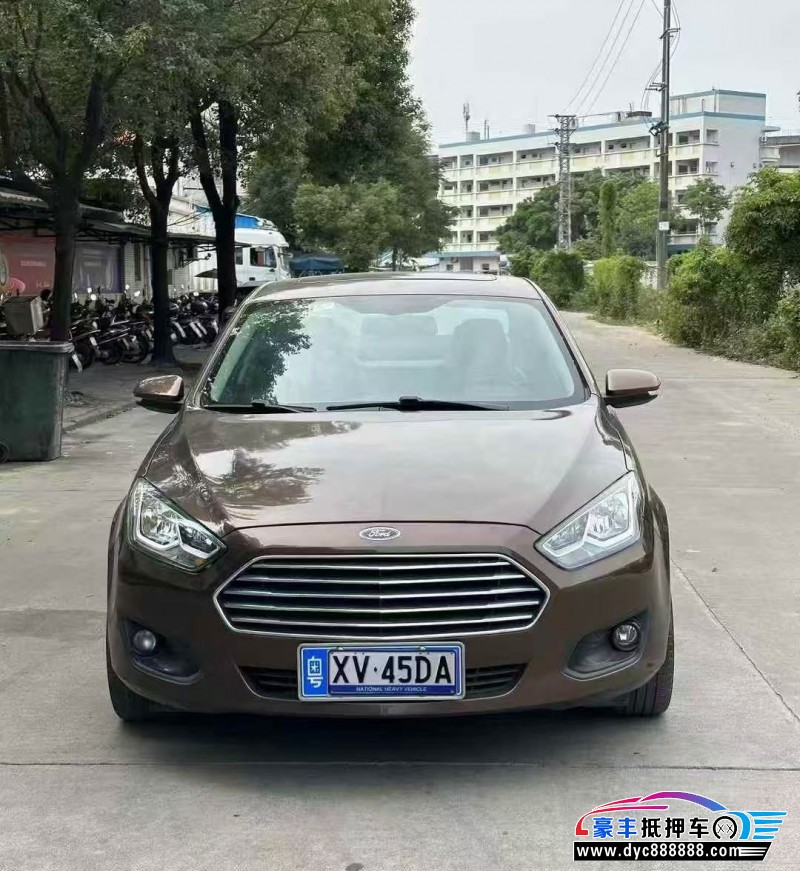 抵押车出售18年福特福睿斯轿车