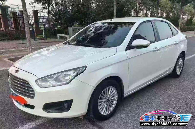 15年福特福睿斯轿车抵押车出售