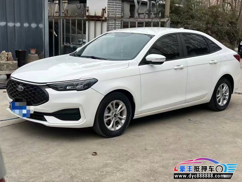 21年福特福睿斯轿车抵押车出售