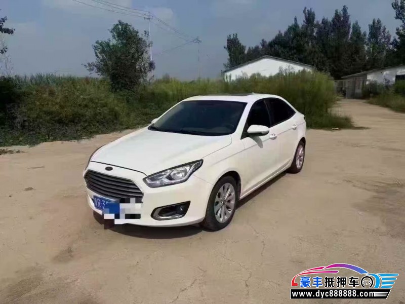 17年福特福睿斯轿车抵押车出售