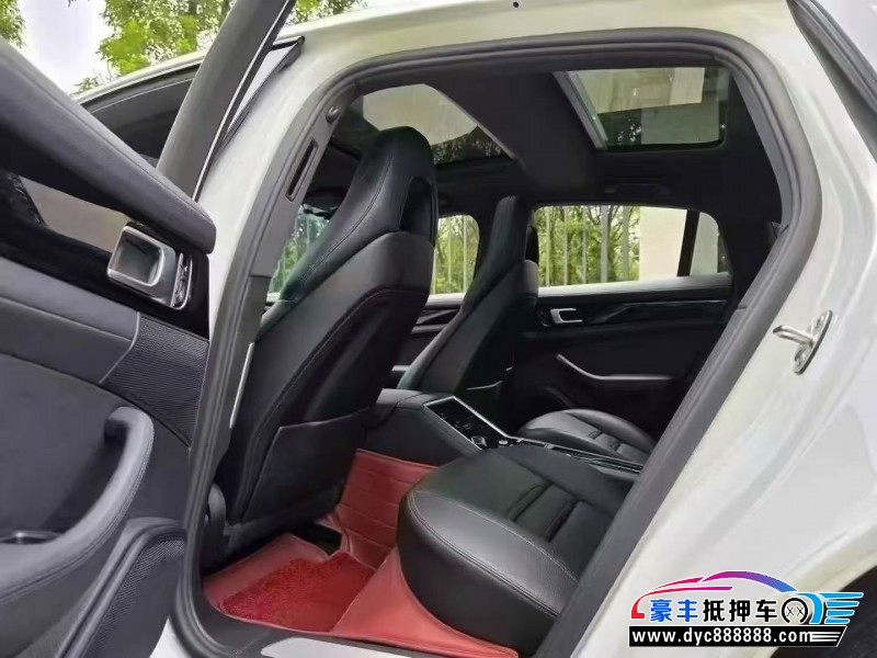 18年保时捷帕纳梅拉轿车抵押车出售