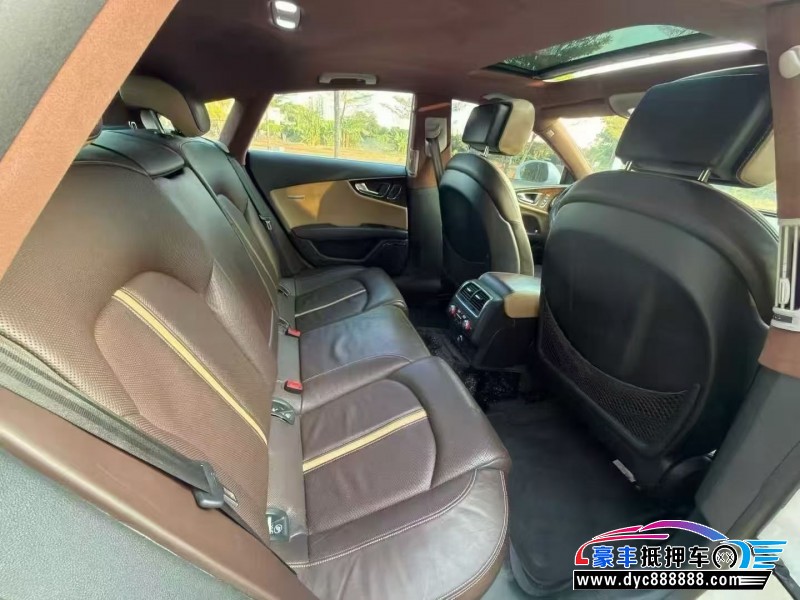 14年奥迪A7轿车抵押车出售