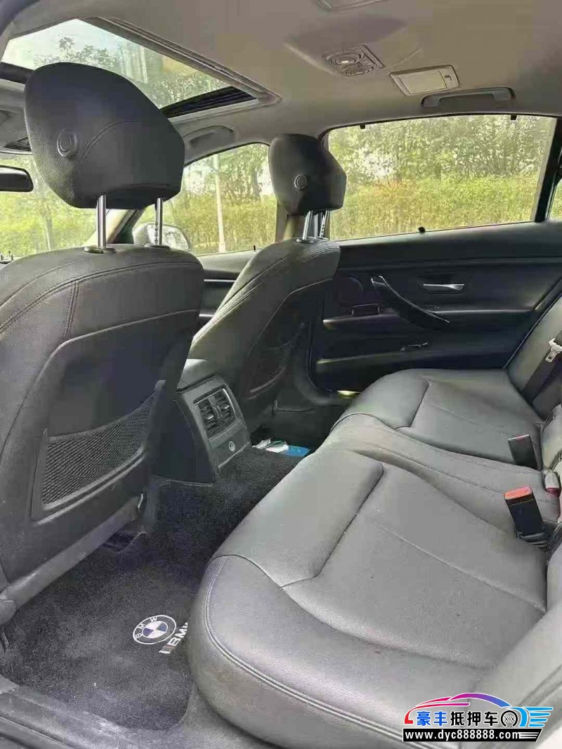 19年宝马3系轿车抵押车出售