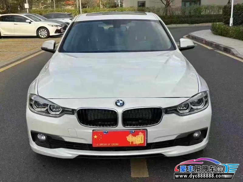 抵押车出售19年宝马3系轿车