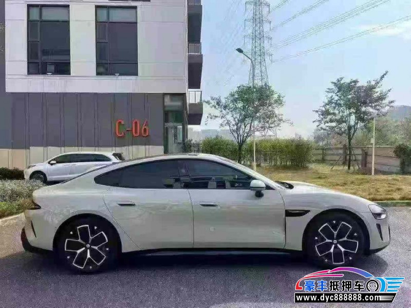 25年小米SU7轿车抵押车出售