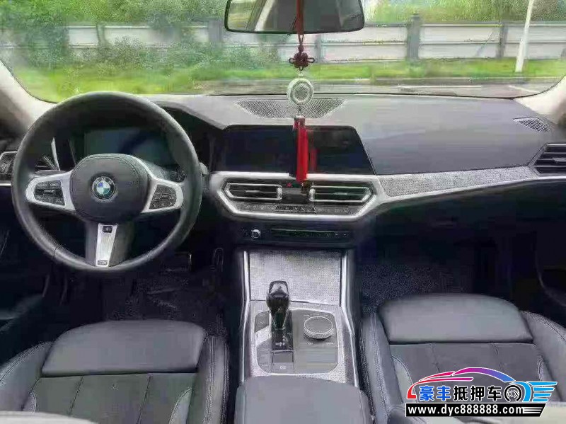 22年宝马2系轿车抵押车出售