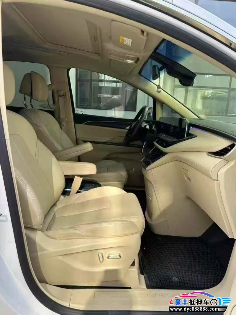 24年别克GL8MPV抵押车出售