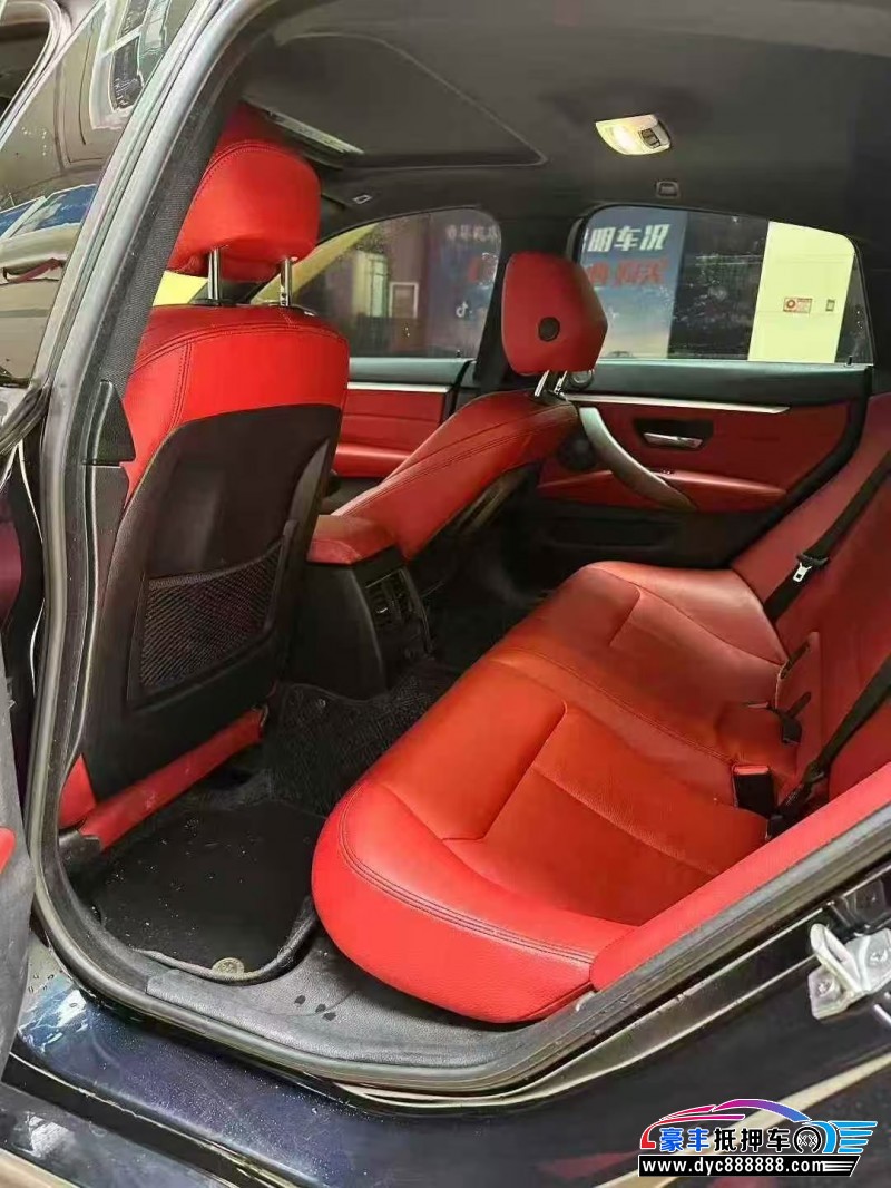 21年宝马4系轿车抵押车出售