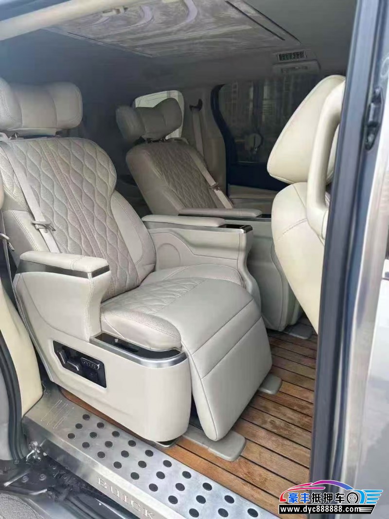 20年别克GL8MPV抵押车出售