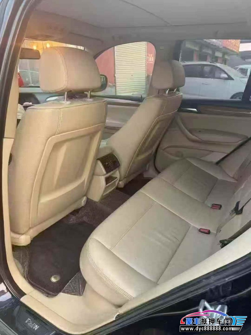 12年宝马X3轿车抵押车出售