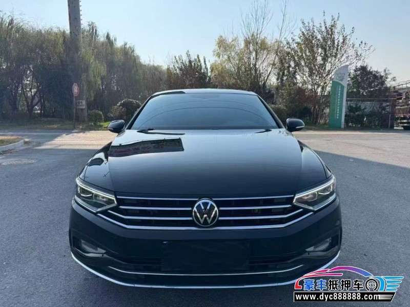 抵押车出售21年大众迈腾轿车