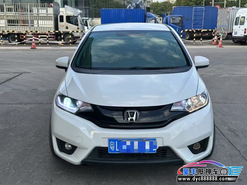 抵押车出售16年本田飞度轿车