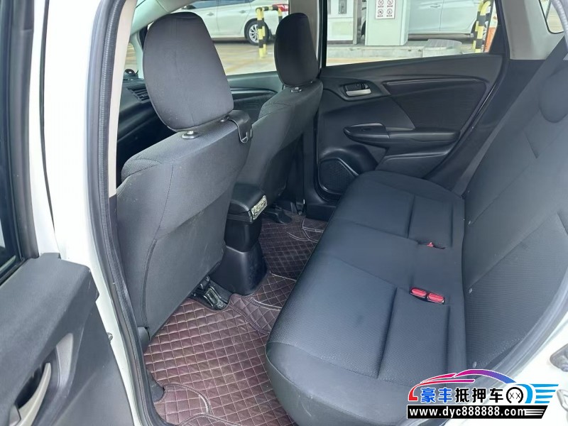 16年本田飞度轿车抵押车出售