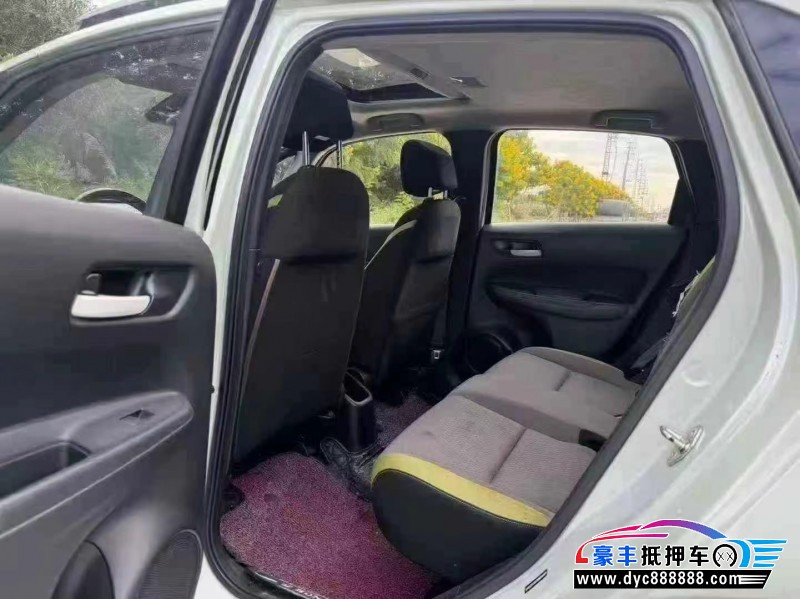 21年本田飞度轿车抵押车出售