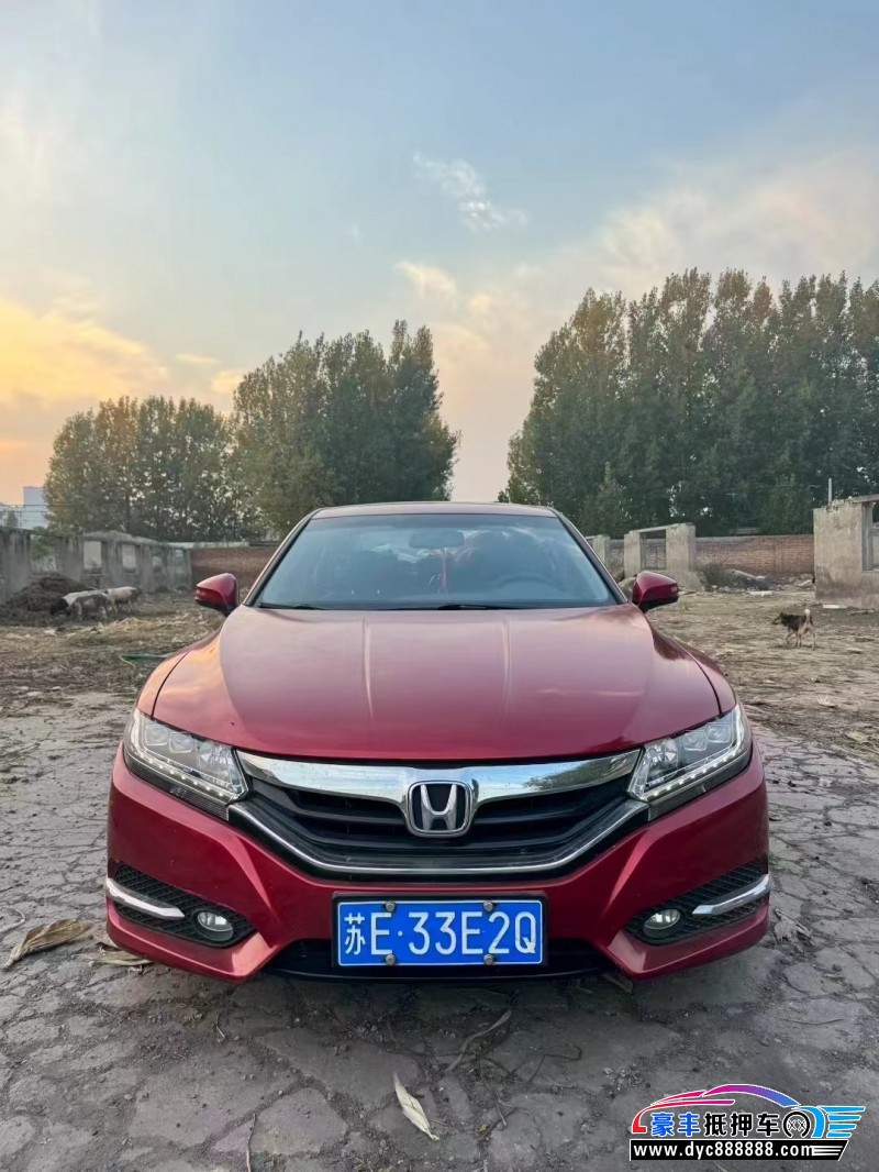 抵押车出售17年本田雅阁轿车