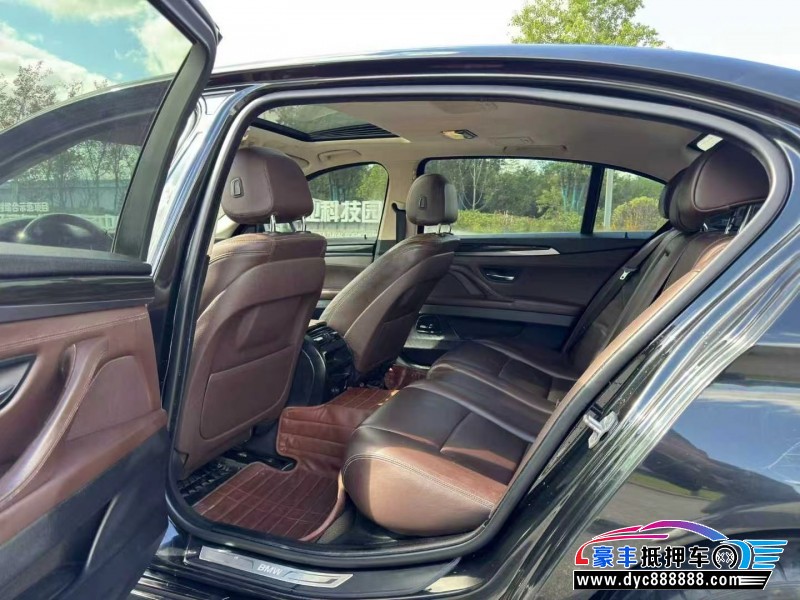 16年宝马5系轿车抵押车出售