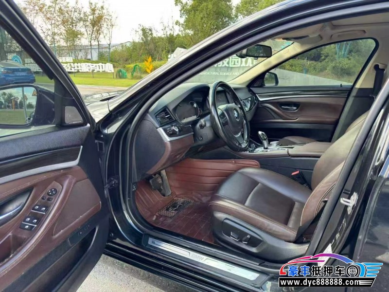 16年宝马5系轿车抵押车出售