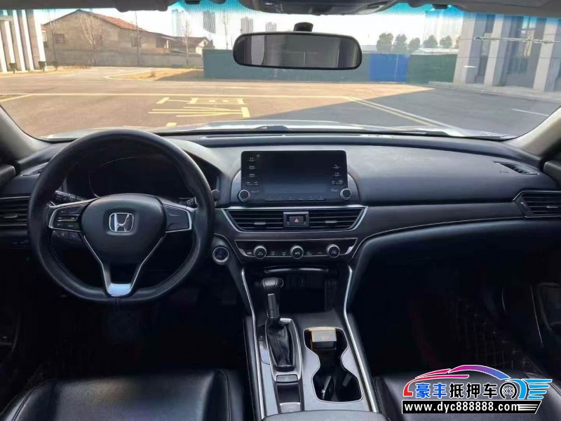 18年本田雅阁轿车抵押车出售