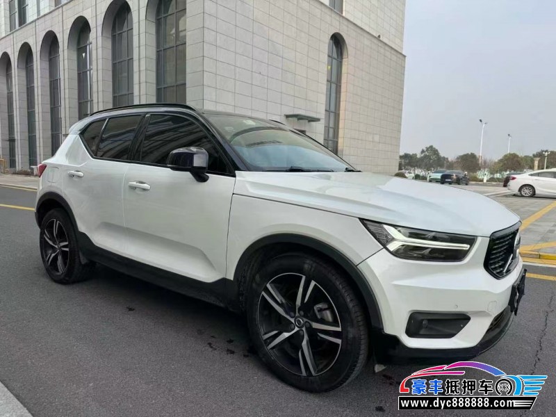 19年沃尔沃XC40轿车抵押车出售