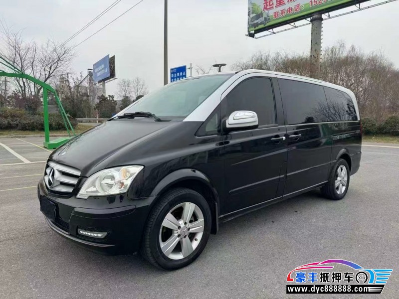 17年奔驰唯雅诺MPV抵押车出售