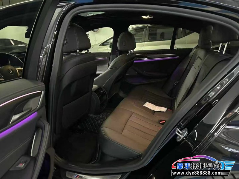 22年宝马5系轿车抵押车出售