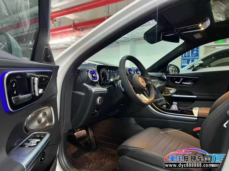 26年奔驰C轿车抵押车出售