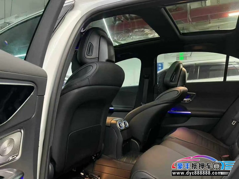 26年奔驰C轿车抵押车出售