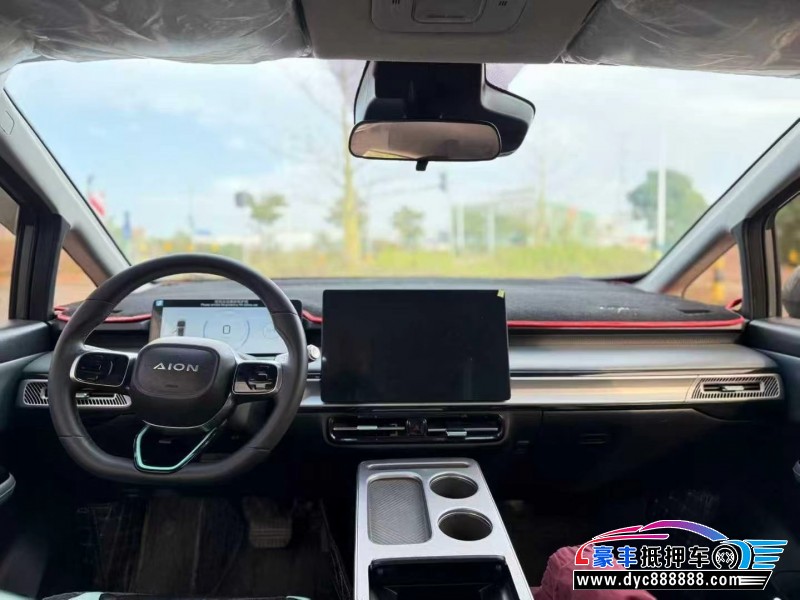 23年埃安Y80轿车抵押车出售