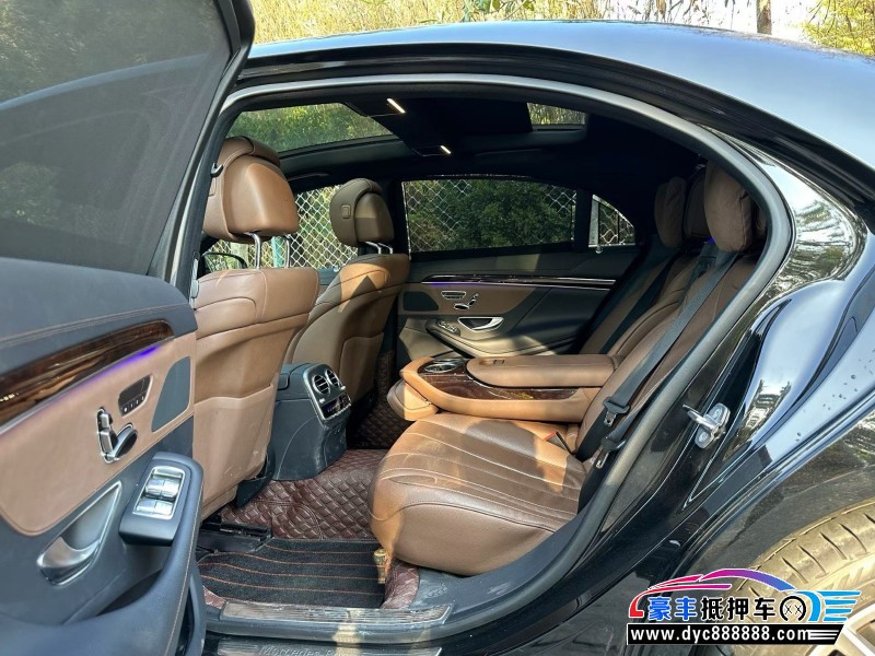 20年奔驰S轿车抵押车出售