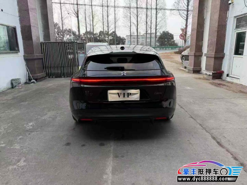 24年蔚来ET5轿车抵押车出售