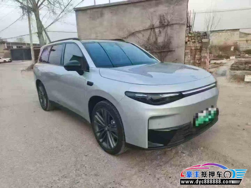 25年零跑C16轿车抵押车出售